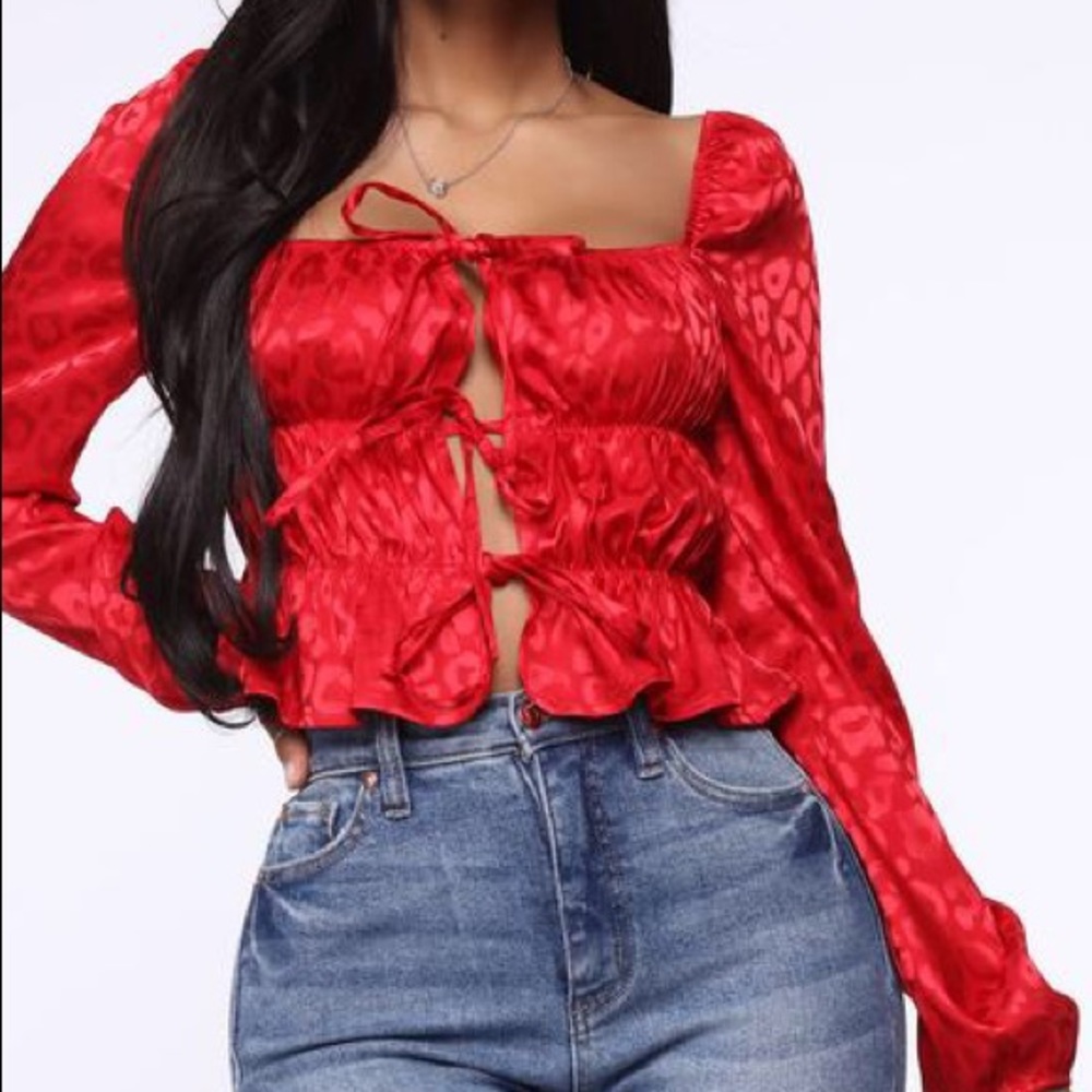 ♥️❣️Fashion Nova Top♥️❣️